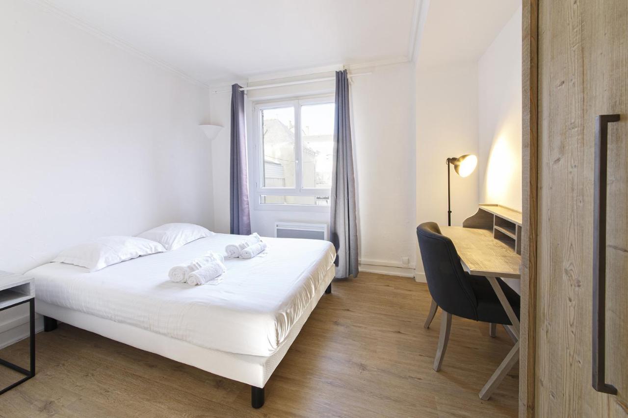 Grand Appartement Hyper Centre Ville D'أنجير المظهر الخارجي الصورة