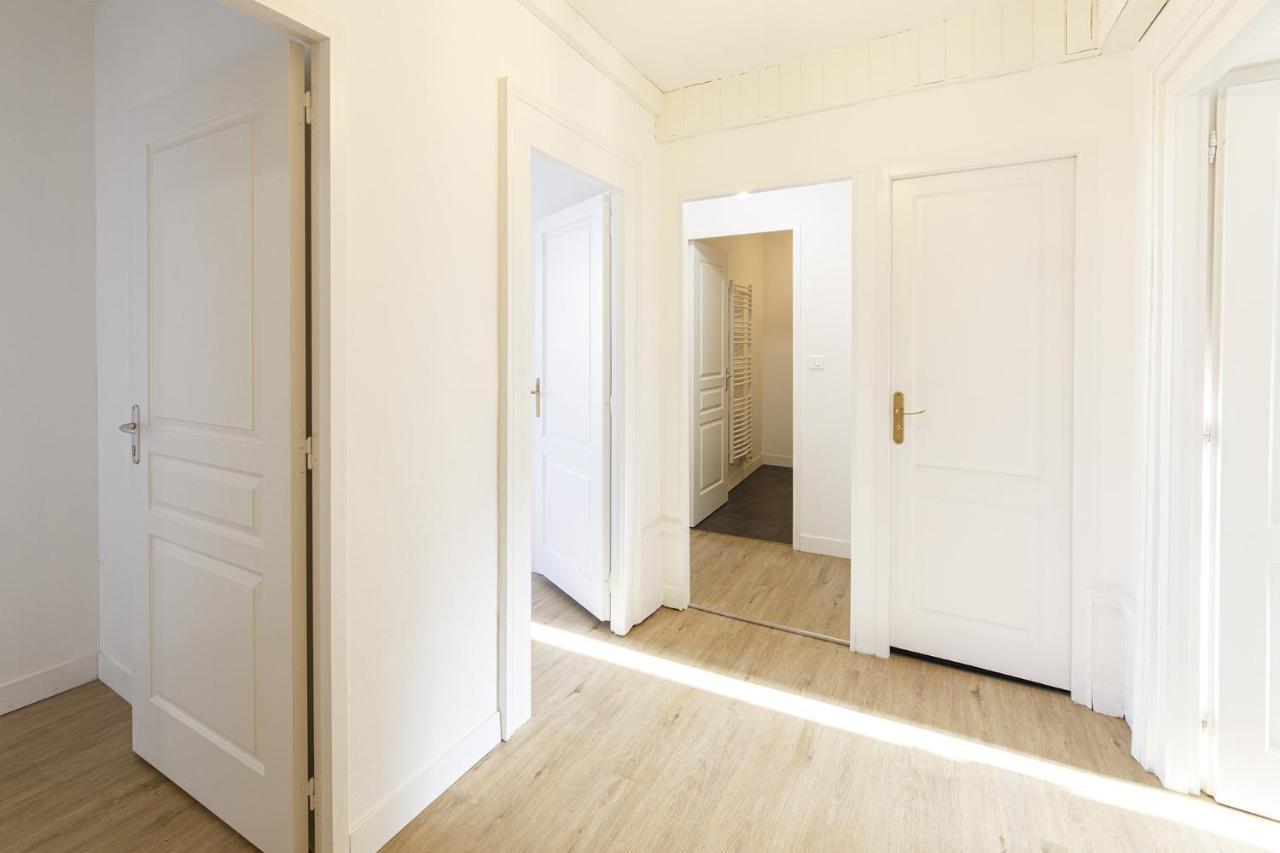 Grand Appartement Hyper Centre Ville D'أنجير المظهر الخارجي الصورة